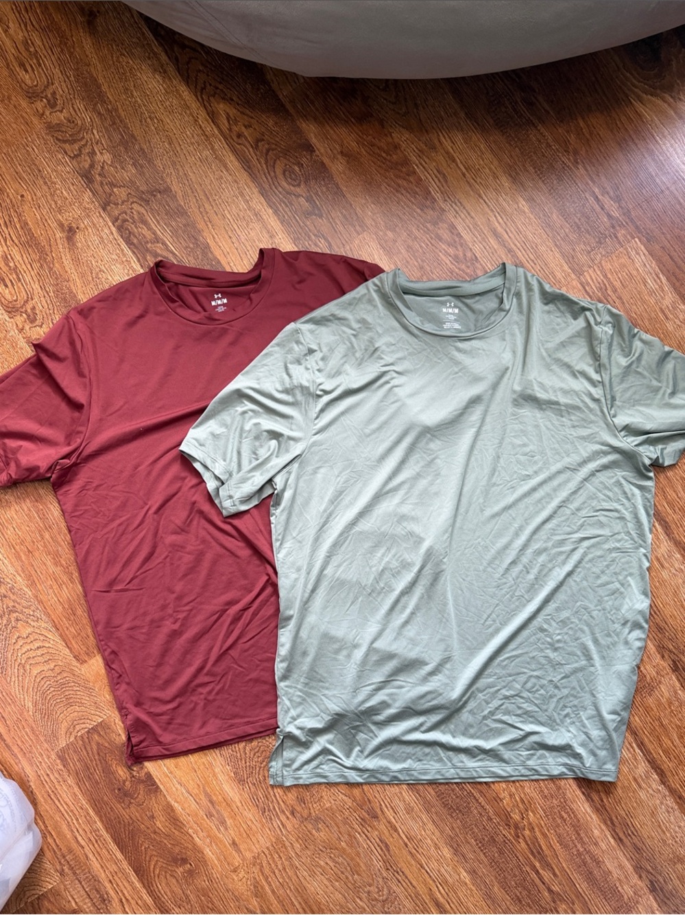 2-Pack UNDER ARMOR stretch Men's Crew Neck T-Shirt - Sage Green & Maroon